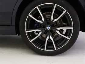 BMW X7 (2022) thumbnail 10