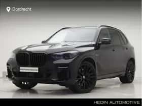 BMW X5 (2022)