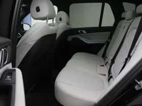BMW X5 (2022) thumbnail 40