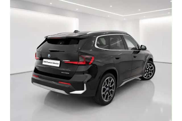 BMW X1 (2025) thumbnail 3