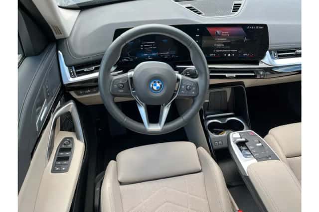 BMW X1 (2025) thumbnail 4