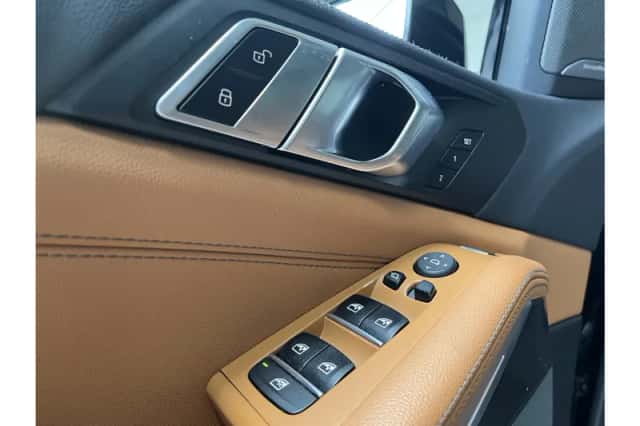 BMW X5 (2022) thumbnail 3