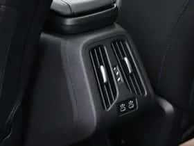 BMW iX1 (2023) thumbnail 23