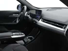 BMW iX1 (2023) thumbnail 30