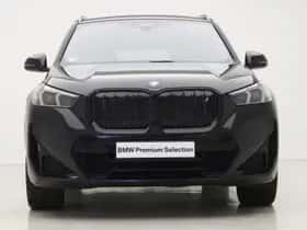 BMW iX1 (2023) thumbnail 4