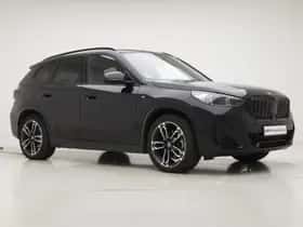 BMW iX1 (2023) thumbnail 6