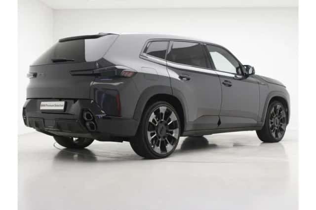 BMW XM (2024) thumbnail 6
