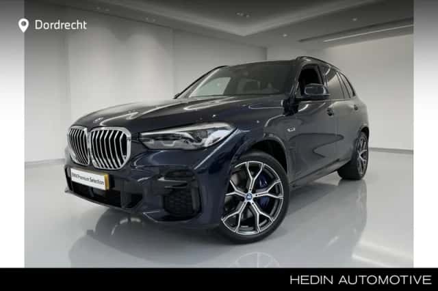 BMW X5 (2023) thumbnail 1