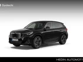 BMW iX1 (2023)