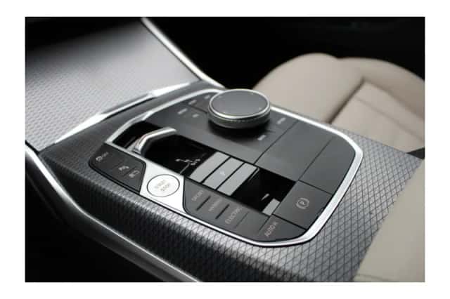 BMW 3-Serie (2023) thumbnail 4