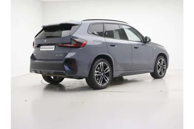 BMW X1 (2025) thumbnail 5