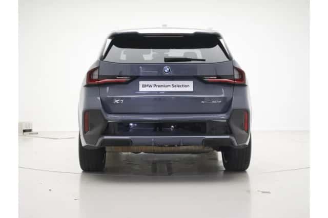 BMW X1 (2025) thumbnail 6