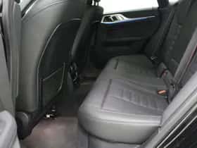 BMW i4 (2023) thumbnail 30
