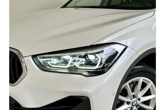 BMW X1 (2019) thumbnail 3