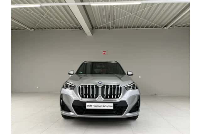 BMW X1 (2025) thumbnail 5