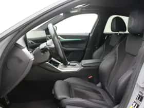 BMW i4 (2022) thumbnail 13