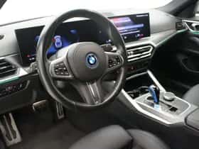 BMW i4 (2022) thumbnail 14