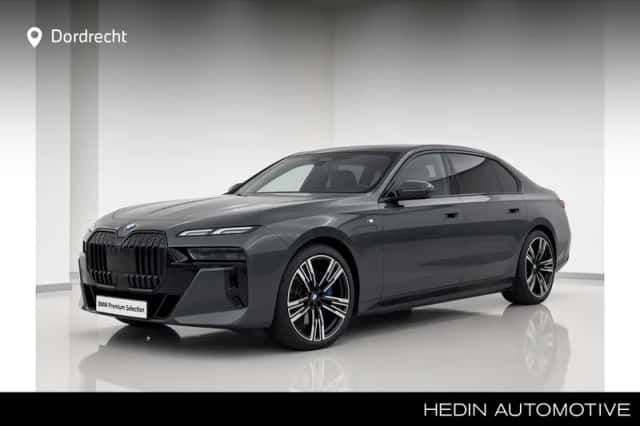 BMW 7-Serie (2023) thumbnail 1