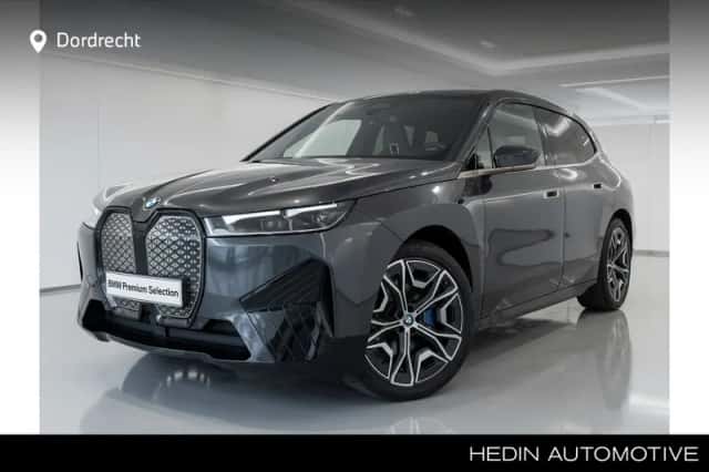 BMW iX (2022) thumbnail 1
