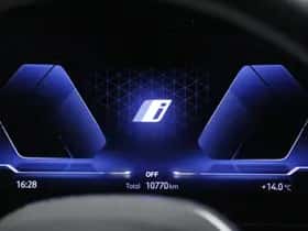 BMW iX2 (2024) thumbnail 13