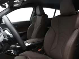 BMW iX2 (2024) thumbnail 15