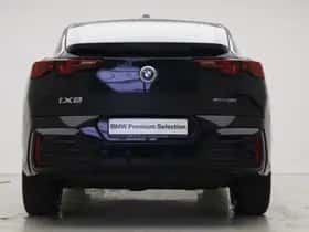 BMW iX2 (2024) thumbnail 5