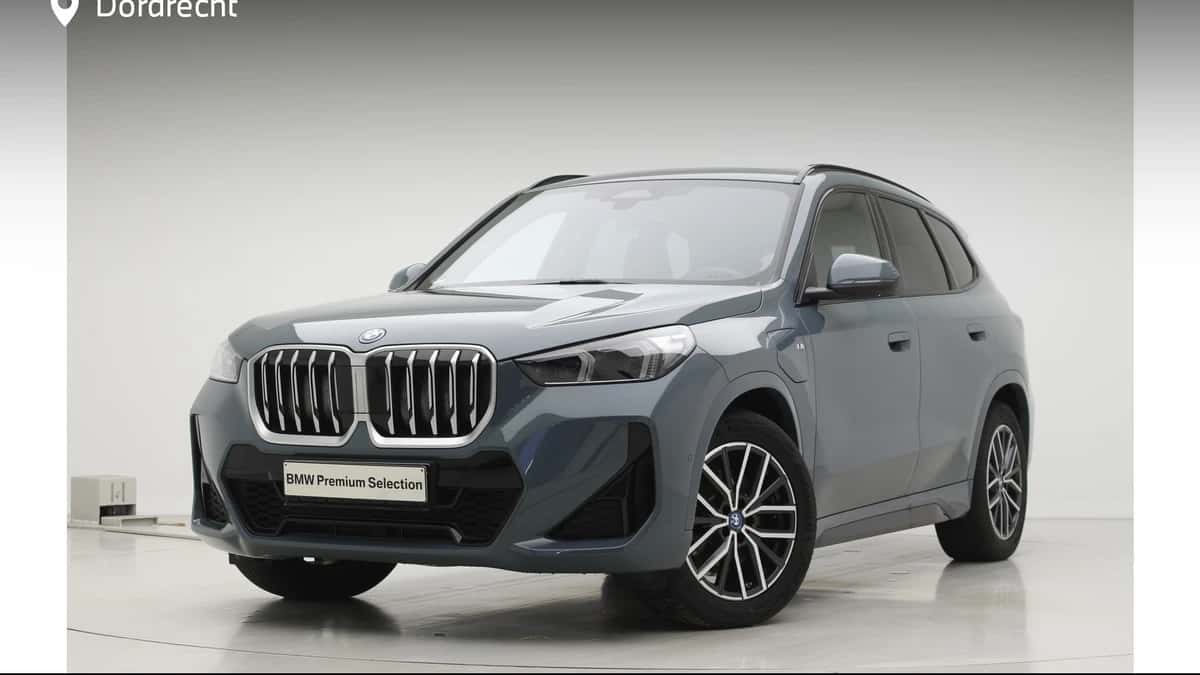 BMW X1 (2025) — foto 1