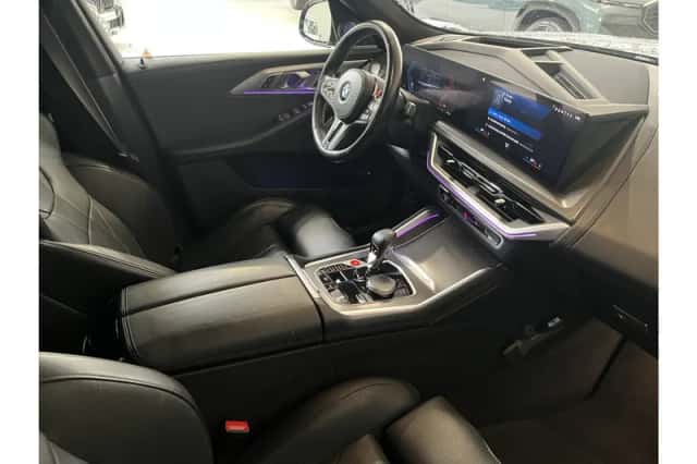 BMW XM (2023) thumbnail 5