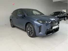 BMW iX (2025) thumbnail 5