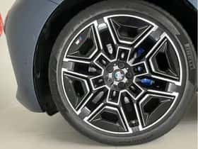 BMW iX (2025) thumbnail 9