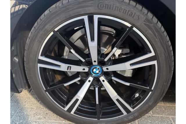 BMW 5-Serie (2024) thumbnail 6