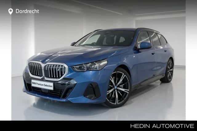 BMW i5 (2024) thumbnail 1