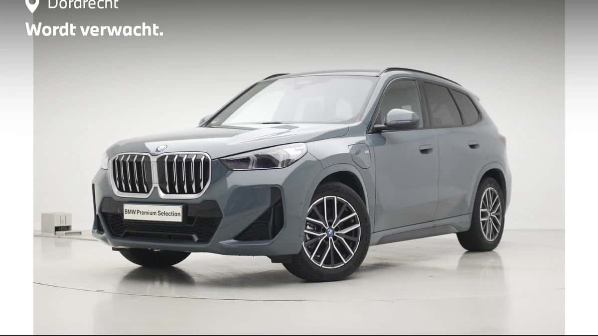 BMW X1 (2025) — foto 1