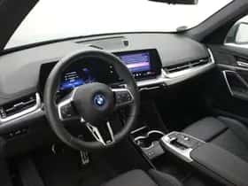 BMW X1 (2025) thumbnail 14