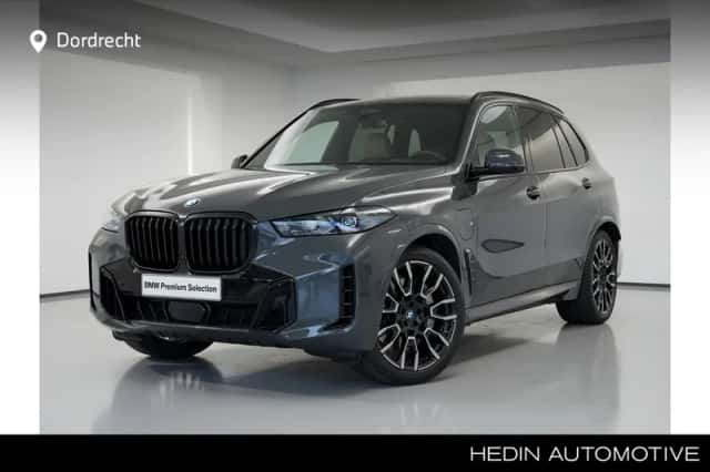 BMW X5 (2025) thumbnail 1
