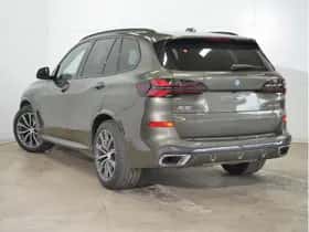 BMW X5 (2025) thumbnail 5