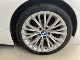 BMW Z4 (2011) thumbnail 9