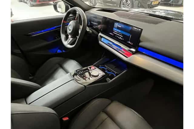 BMW M5 (2025) thumbnail 6