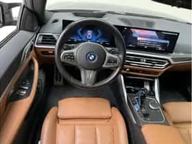 BMW i4 (2023) thumbnail 17