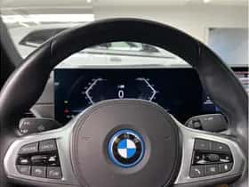 BMW i4 (2023) thumbnail 21