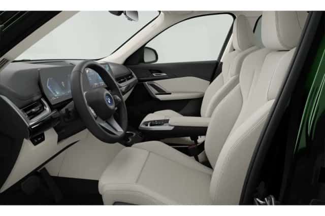 BMW X1 (2025) thumbnail 5