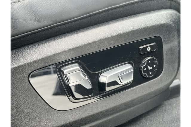 BMW X5 (2024) thumbnail 6