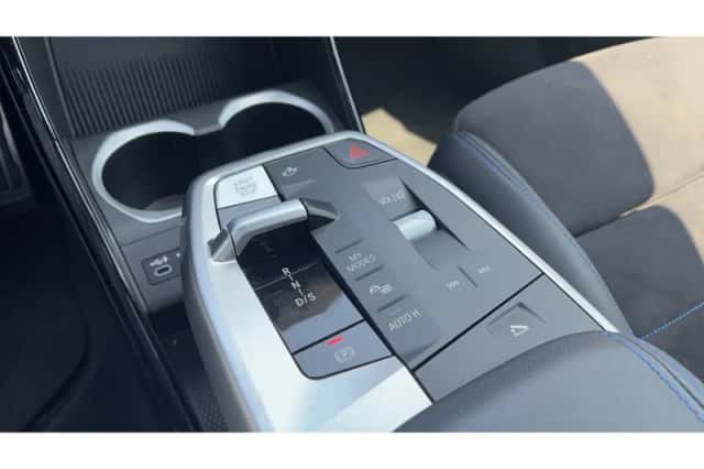 BMW X1 (2024) thumbnail 6