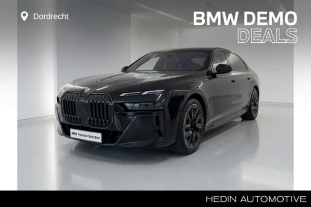 BMW i7 (2026) thumbnail 1