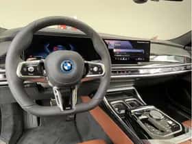 BMW i7 (2026) thumbnail 18
