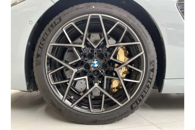 BMW M8 (2025) thumbnail 4
