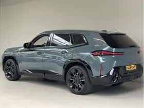 BMW XM (2024) thumbnail 2