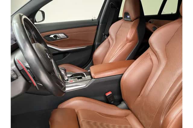 BMW M3 (2023) thumbnail 5