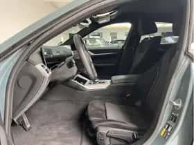 BMW i4 (2025) thumbnail 13
