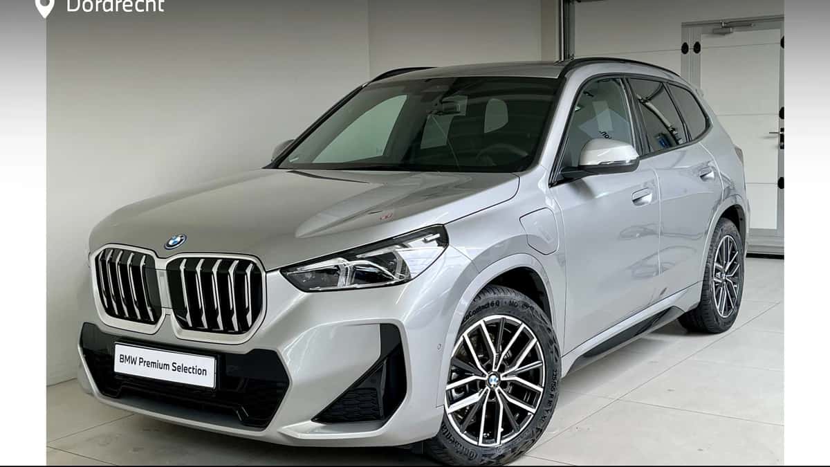 BMW X1 (2025) — foto 1